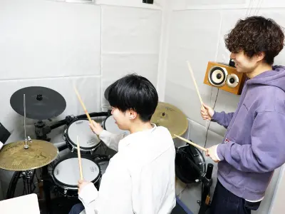 ドラム教室レッスン風景
